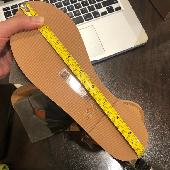 Hollister flat sandals - Picture 4 of 4